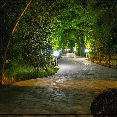 Aura Corbett Resort Jim Corbett National Park Exterior foto
