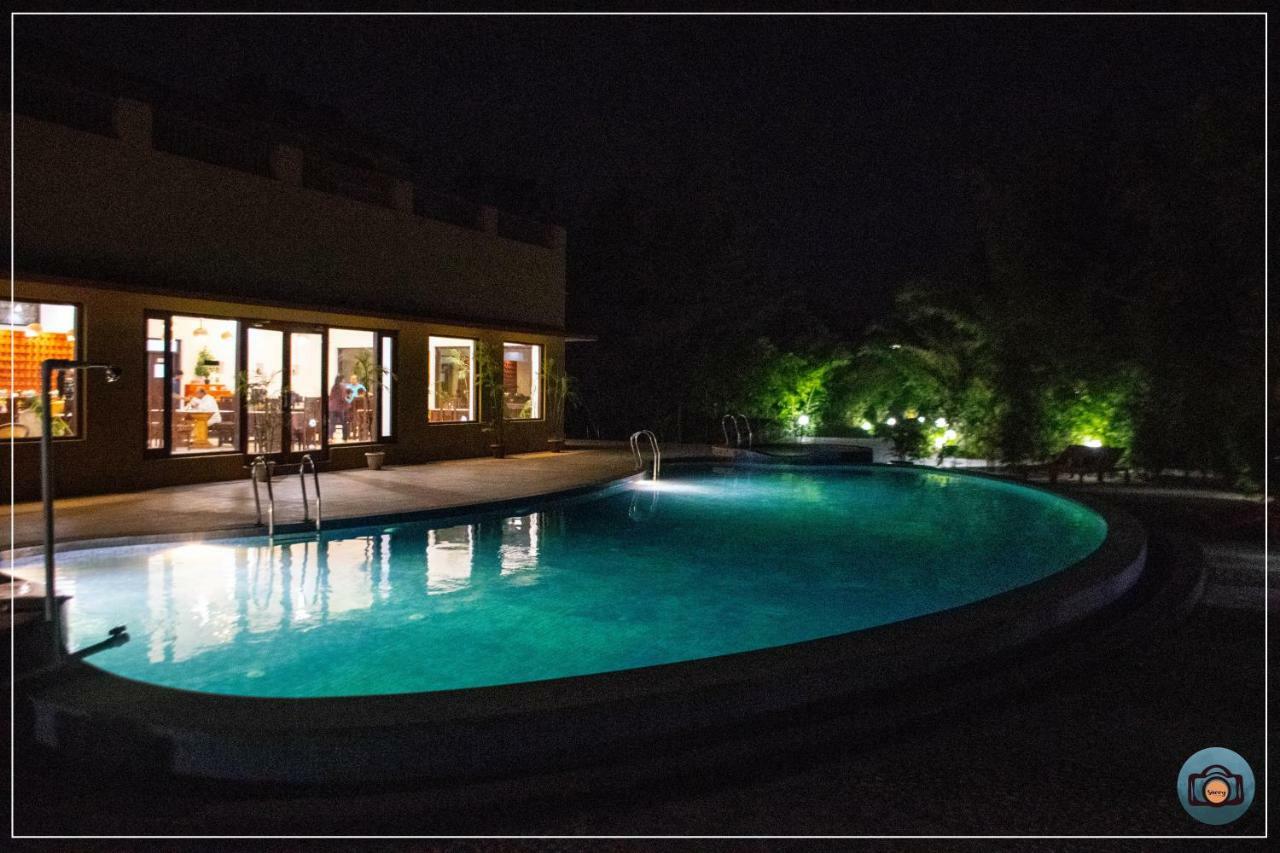Aura Corbett Resort Jim Corbett National Park Exterior foto